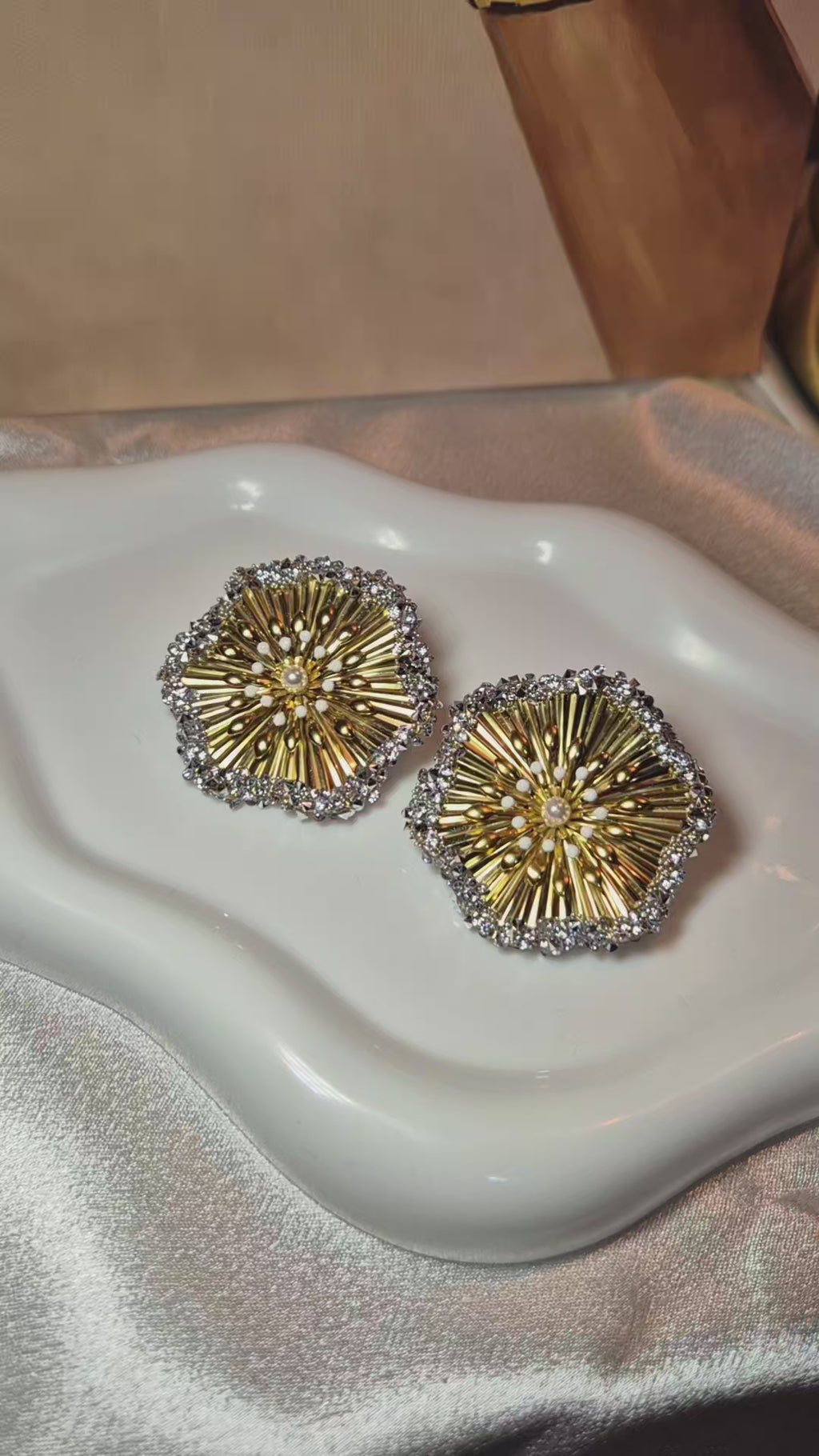 Flower Earrings 🌼