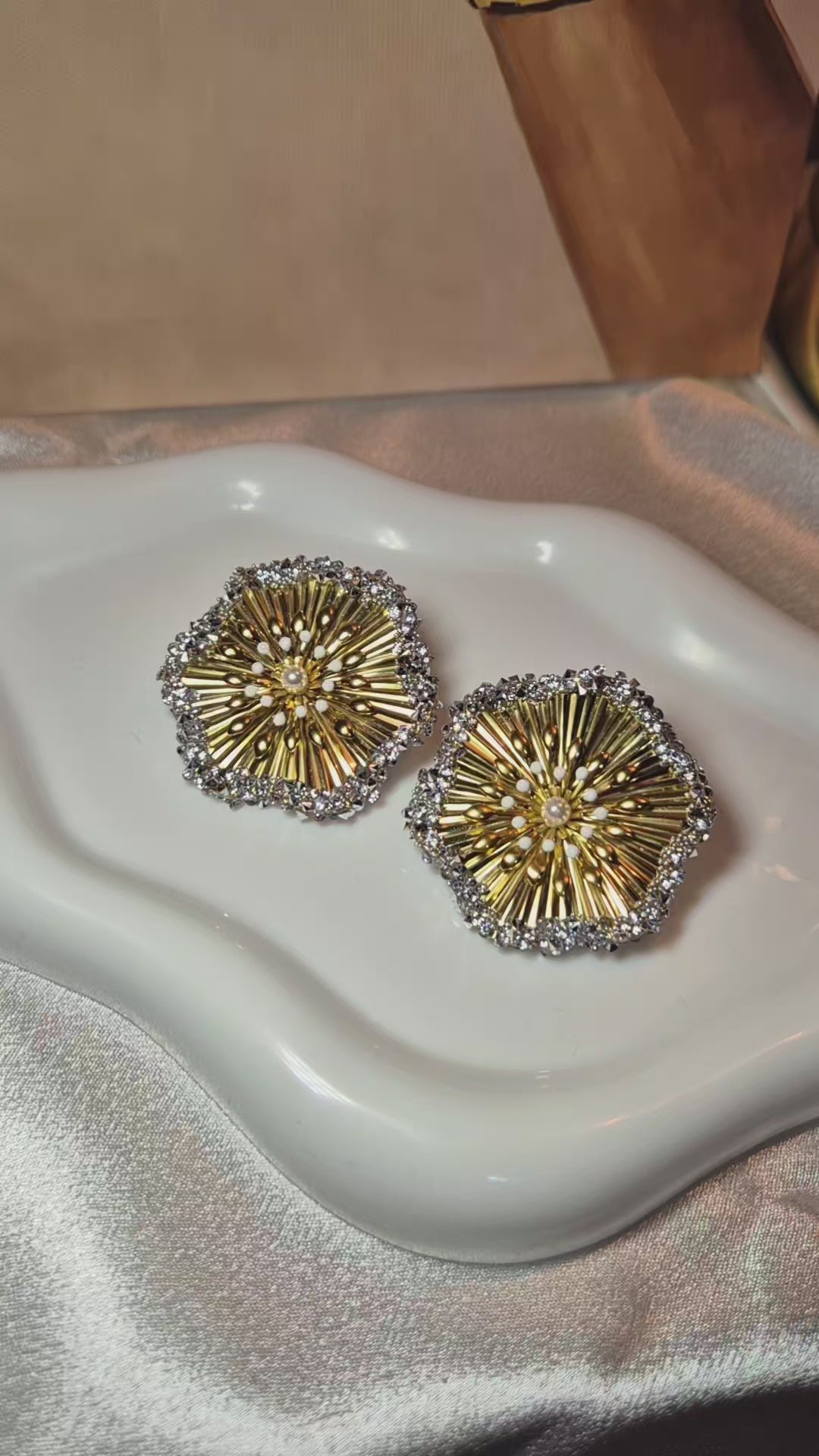 Flower Earrings 🌼